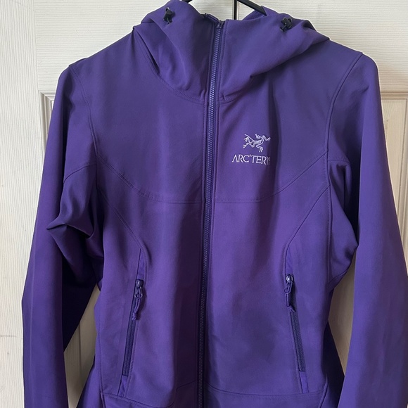 ARC’TERYX Gamma LT hoody women’s - Picture 2 of 2